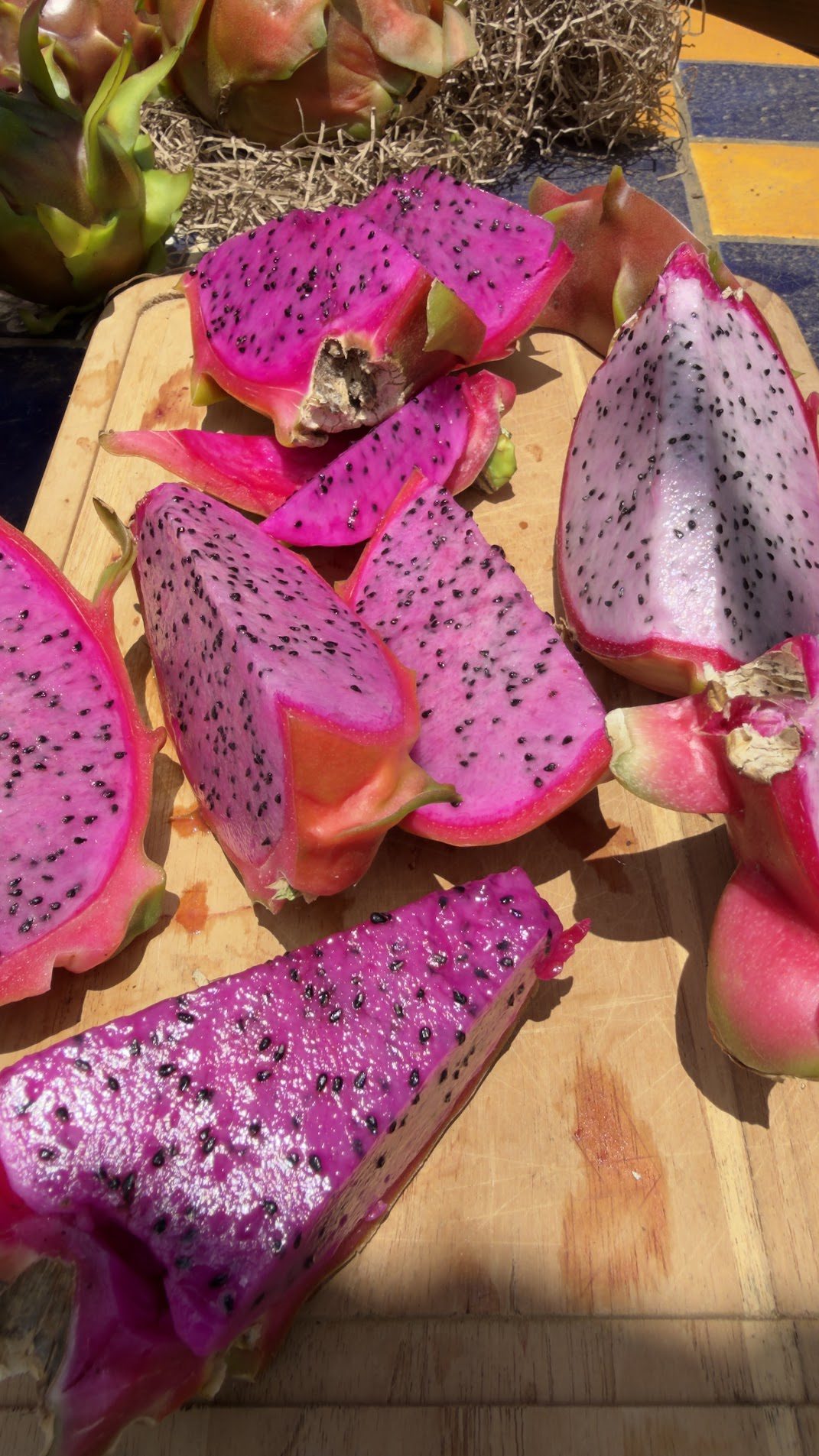 Mixed Variety Dragon Fruit — 20 lb Case — Wallace Ranch (Local Pickup Bonsall, CA) — fresh dragon fruit from Wallace Ranch Dragon Fruit, photo 2
